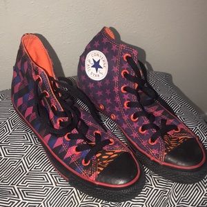 Custom design converse all star chuck Taylor’s